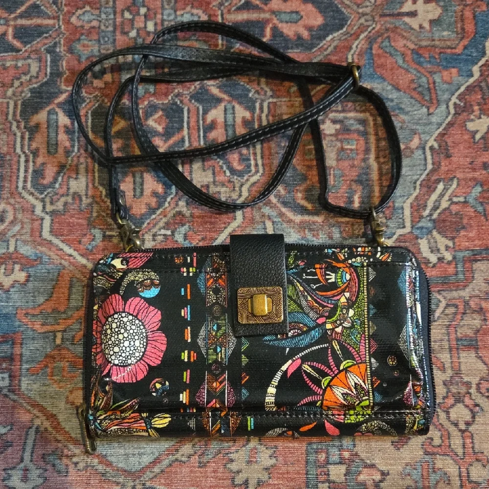 Sakroots Artist Circle Smartphone Crossbody - Picture 1 of 10